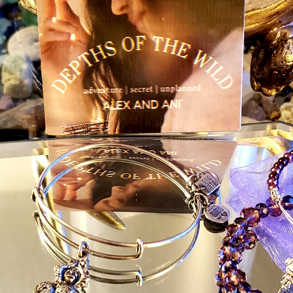 Fun monkey 🐒 Alex And ANI - Picture 11 of 11